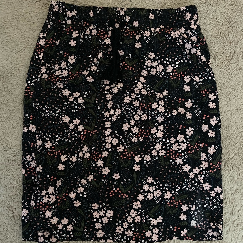 LOFT Floral Knee Length Skirt with Size Slits